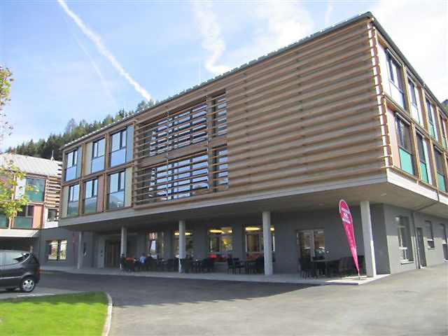 Der modernisierte Gambswirt liegt im Zentrum der Marktgemeinde Tamsweg, im Salzburger Lungau. Aufgrund der zentralen Lage ist unser Hotel-Restaurant Unsere Pauschalen - den Lungau kennenlernen und